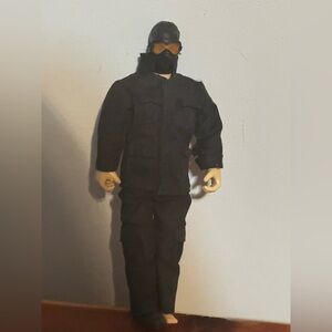 1992 Hasbro 11" (inch) Action Figure w/ Ski Mask & 21st Century Toys Outfit Doll